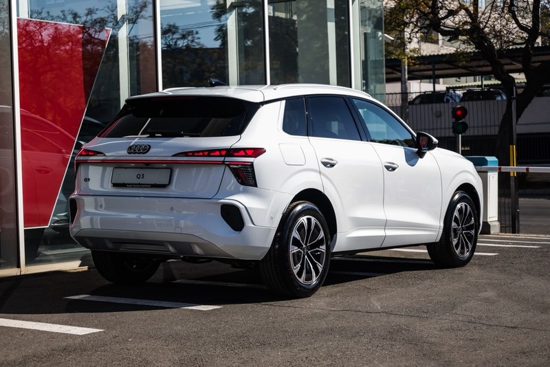 Audi Q3 - Audi Centre Hatfield - Image 8