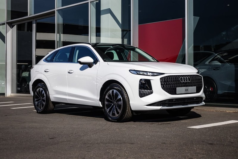 Audi Q3 - Audi Centre Hatfield - Image 1