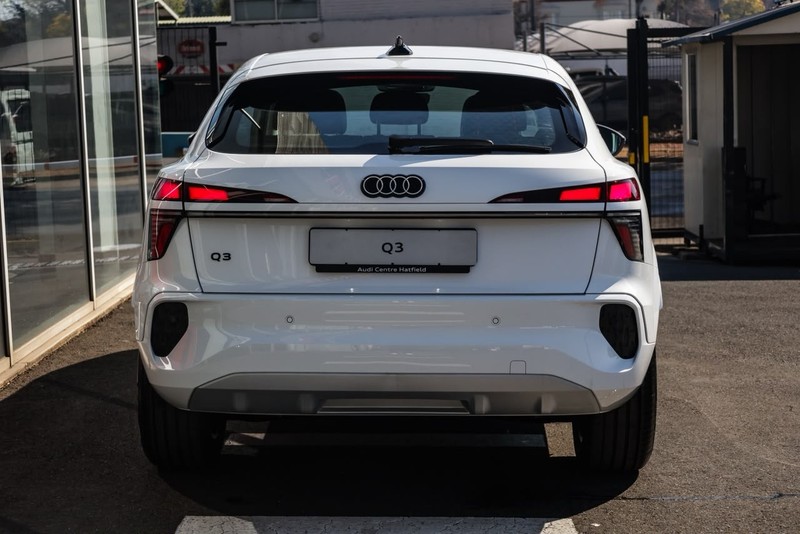 Audi Q3 - Audi Centre Hatfield - Image 7