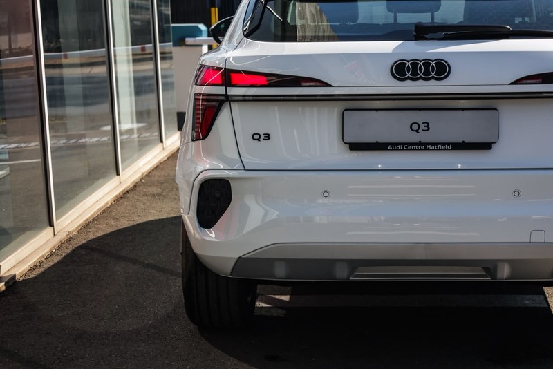 Audi Q3 - Audi Centre Hatfield - Image 11