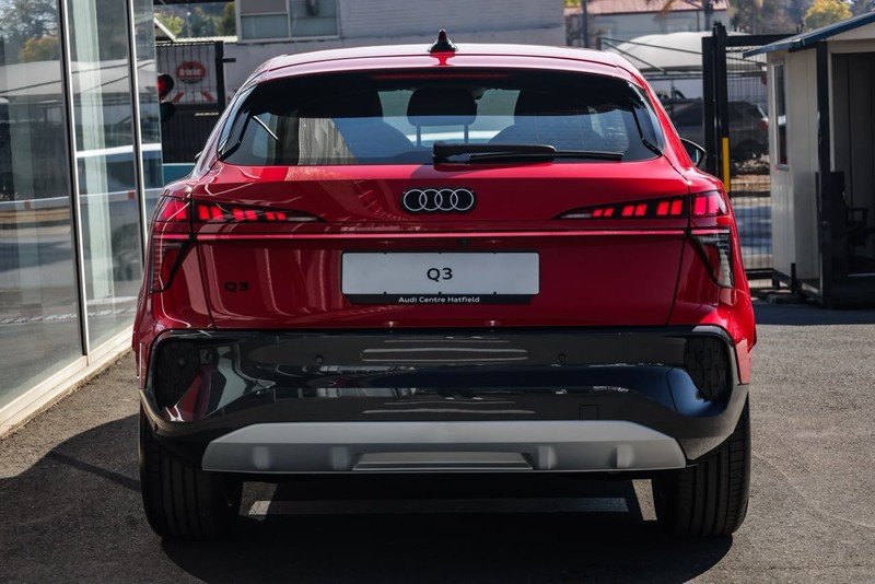 Audi Q3 - Audi Centre Hatfield - Image 7