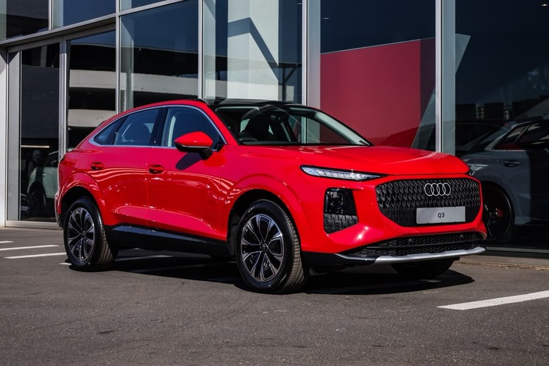 Audi Q3 - Audi Centre Hatfield - Image 1