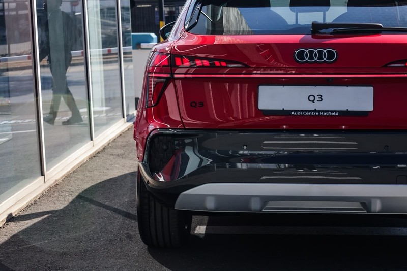 Audi Q3 - Audi Centre Hatfield - Image 10