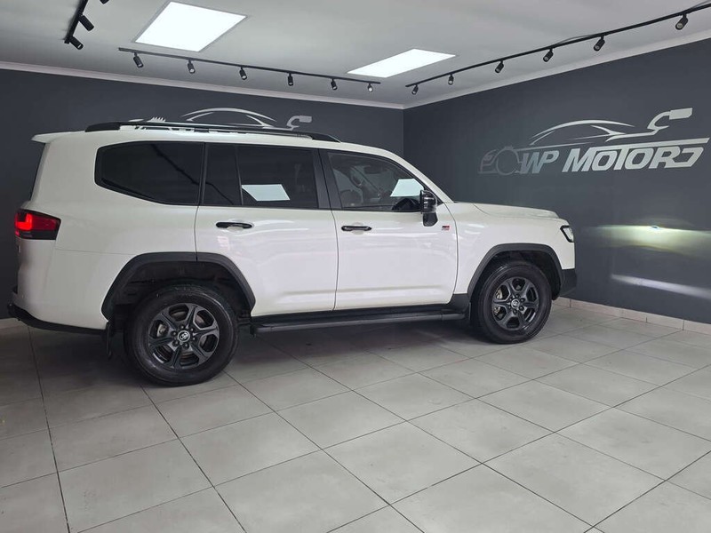 Toyota Land Cruiser - WP Motors - Image 5