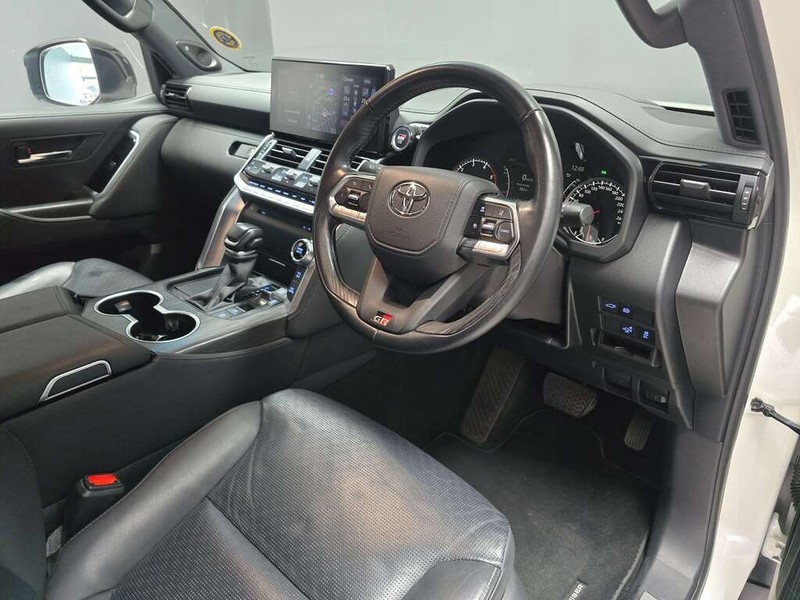 Toyota Land Cruiser - WP Motors - Image 19