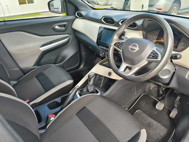 Nissan Magnite - King Cars Bellville/Vredekloof - Image 9