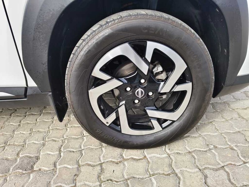 Nissan Magnite - King Cars Bellville/Vredekloof - Image 13