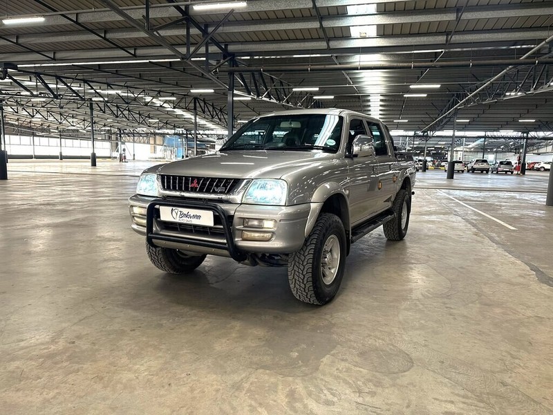 Mitsubishi Colt - Bakwena Auto Sales - Image 3