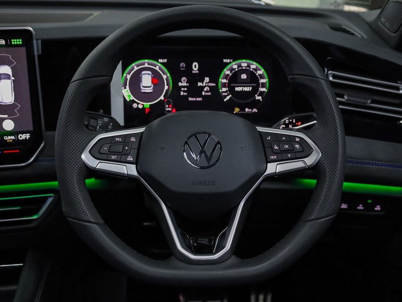 Volkswagen Tiguan - Hatfield VW Bryanston - Image 12