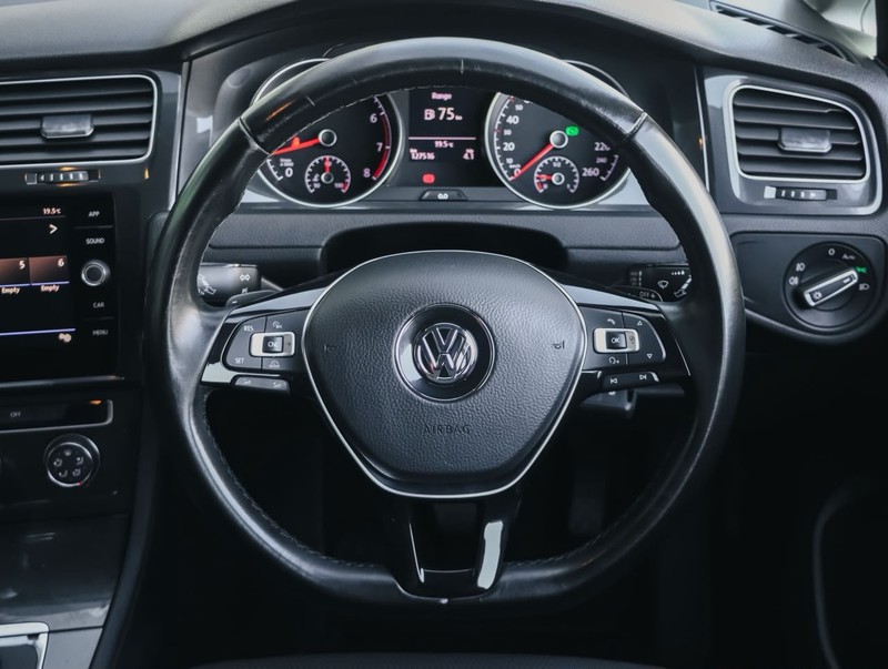Volkswagen Golf - Isuzu Richards Bay - Image 23