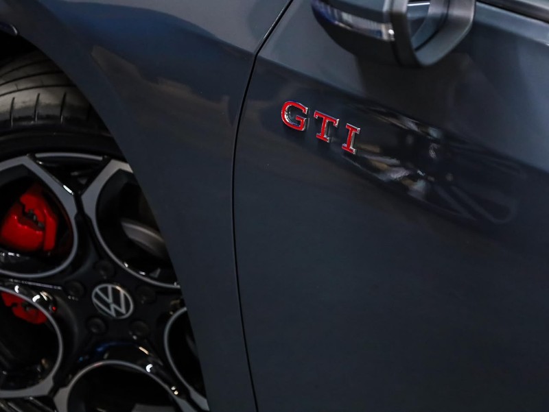 Volkswagen Golf - Hatfield VW Bryanston - Image 20