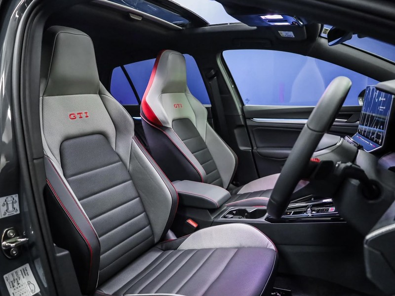 Volkswagen Golf - Hatfield VW Bryanston - Image 8