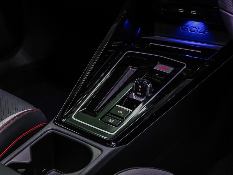 Volkswagen Golf - Hatfield VW Bryanston - Image 14