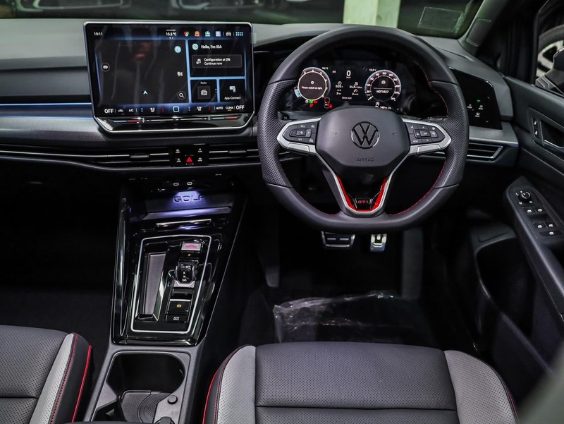 Volkswagen Golf - Hatfield VW Bryanston - Image 13