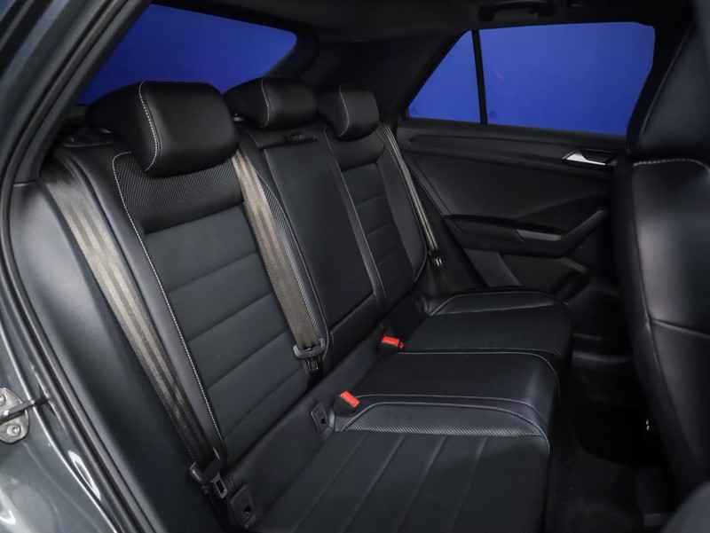 Volkswagen T-Roc - Hatfield VW Bryanston - Image 12