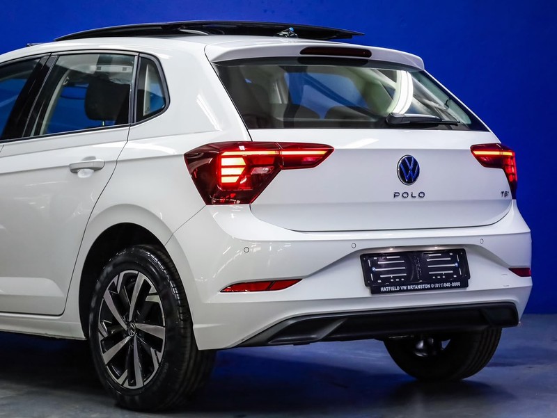 Volkswagen Polo - Hatfield VW Bryanston - Image 17