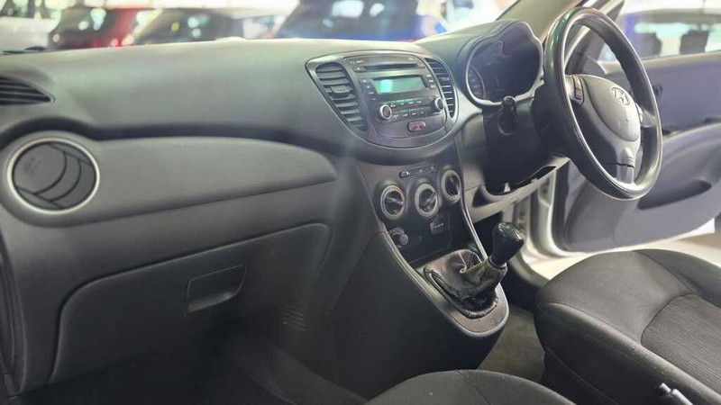 Hyundai i10 - G.I.G Motors - Image 12