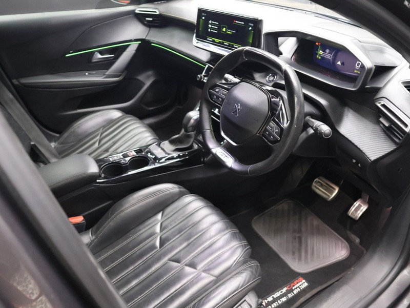 Peugeot 208 - KING OF CARS - Image 10