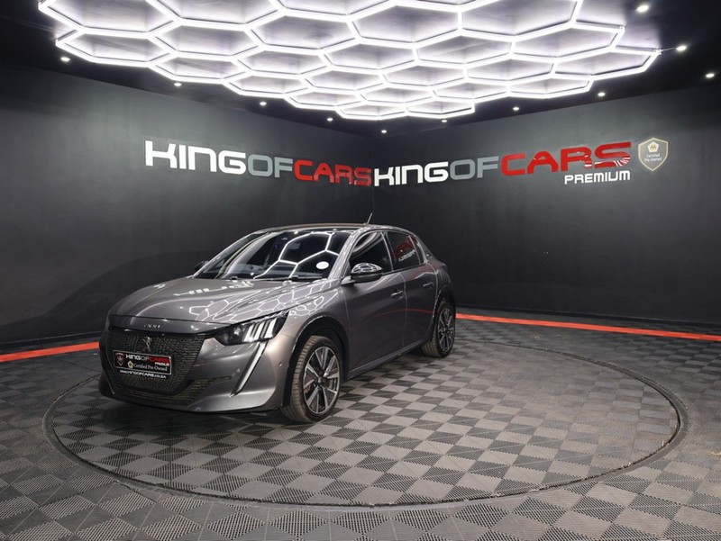 Peugeot 208 - KING OF CARS - Image 3