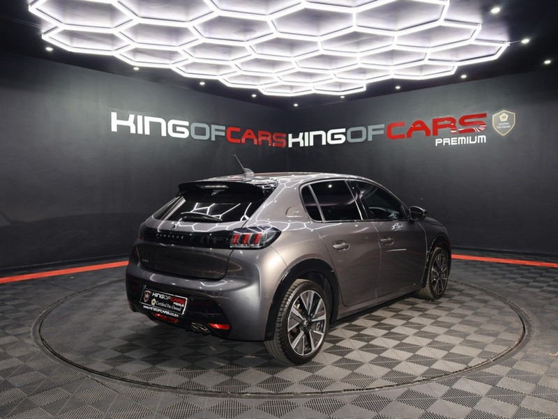 Peugeot 208 - KING OF CARS - Image 8