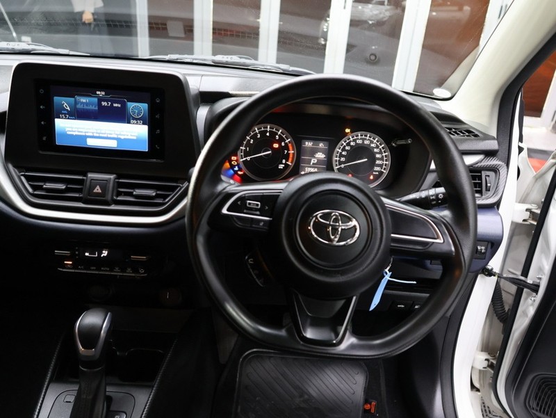 Toyota Starlet - KING OF CARS - Image 11