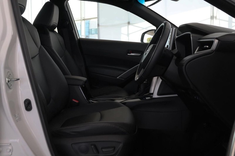 Toyota Corolla Cross - Audi Centre Hatfield - Image 17