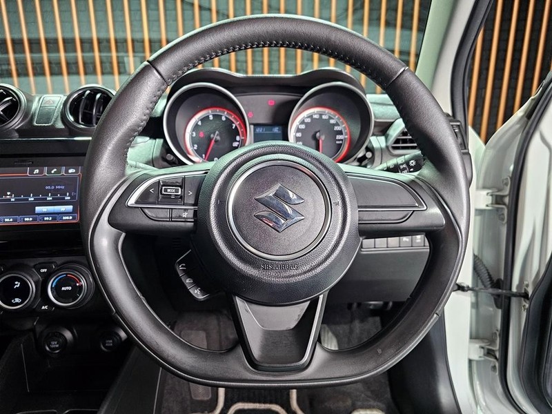 Suzuki Swift - Mit Mak Motors - Image 11