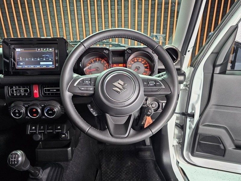 Suzuki Jimny - Mit Mak Motors - Image 9