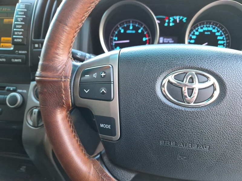 Toyota Land Cruiser - Nic Bottari Toyota - Image 7