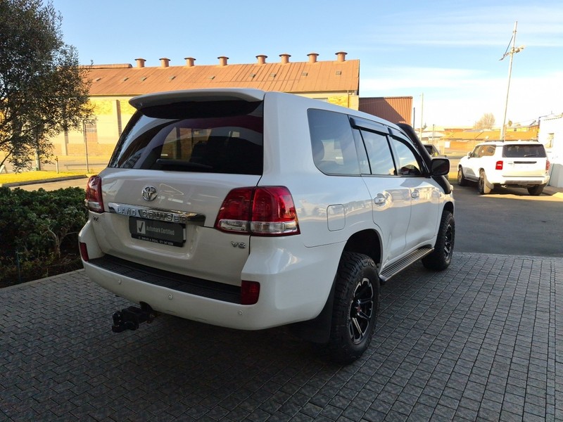 Toyota Land Cruiser - Nic Bottari Toyota - Image 22