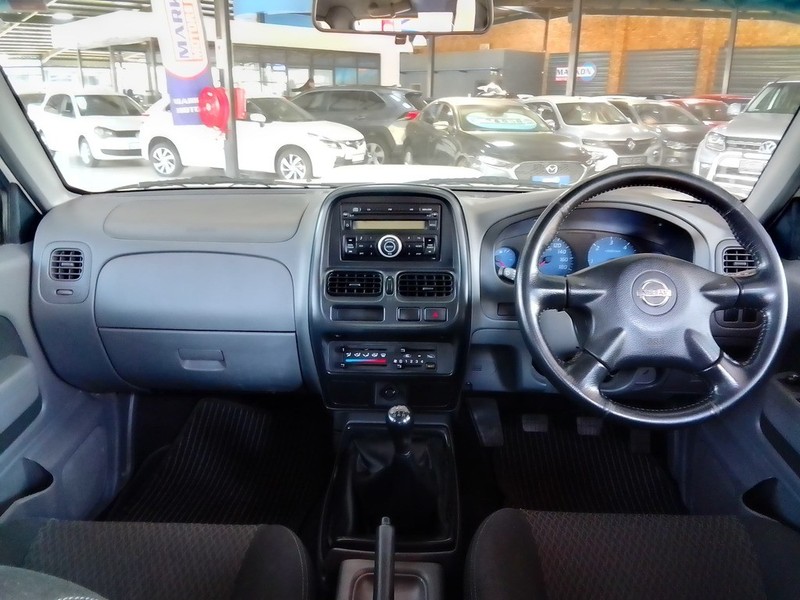 Nissan NP300 Hardbody - Markon Motors - Image 14
