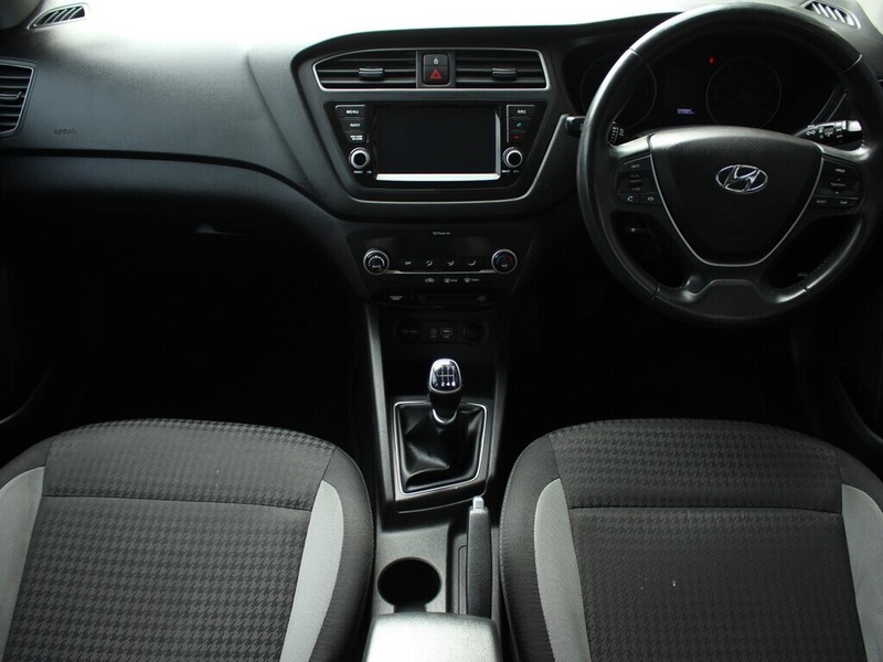 Hyundai i20 - Authentique Autos - Image 7