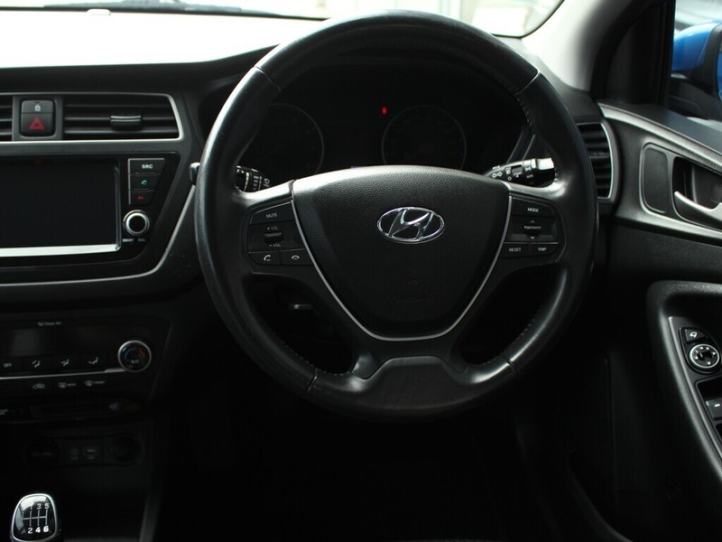 Hyundai i20 - Authentique Autos - Image 8