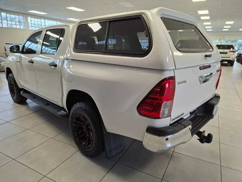 Toyota Hilux - Cargen Auto - Image 4