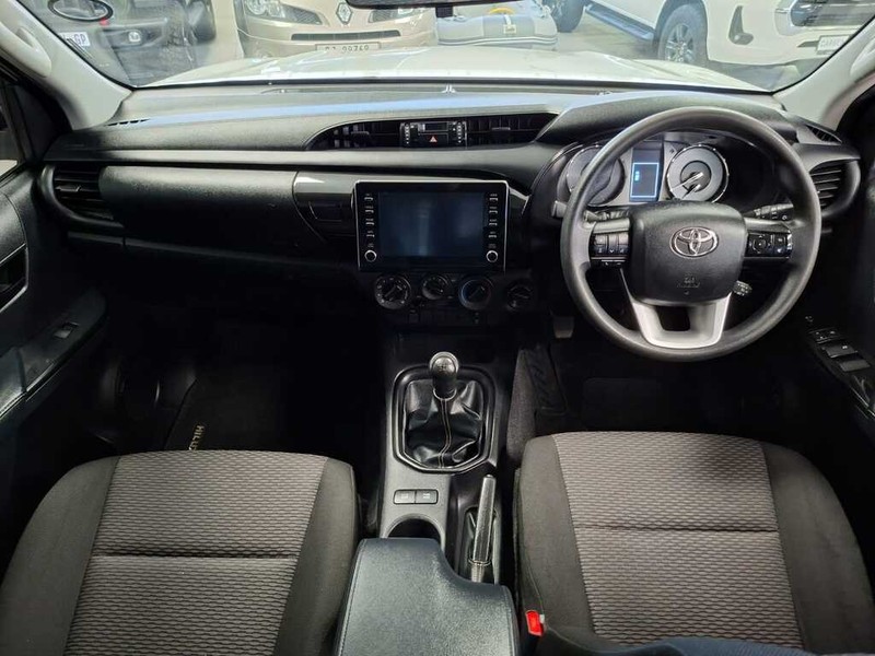 Toyota Hilux - Cargen Auto - Image 10
