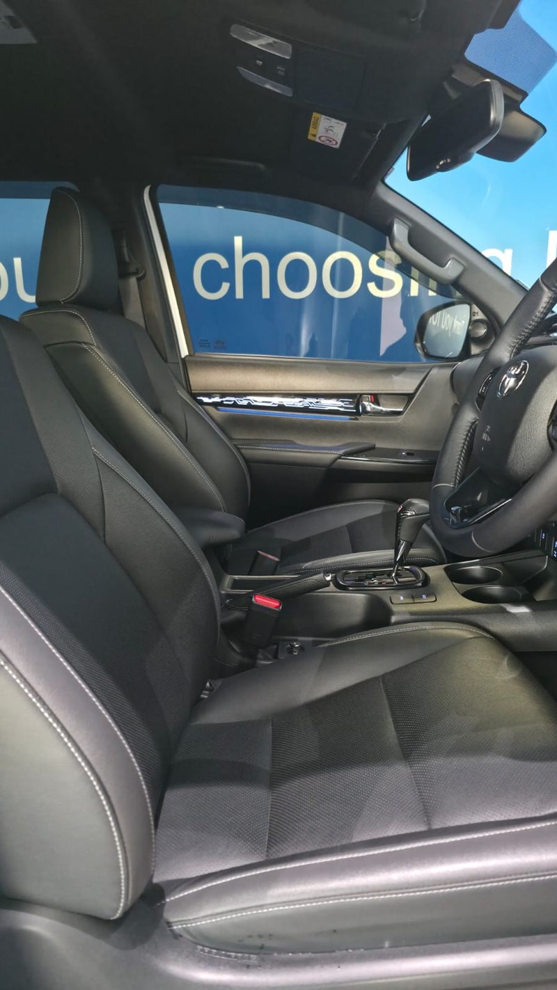 Toyota Hilux - Ford Amanzimtoti - Image 13