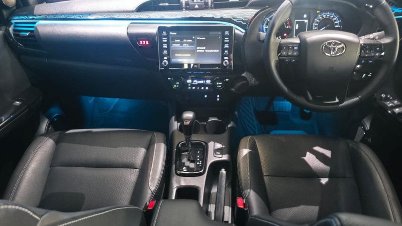 Toyota Hilux - Ford Amanzimtoti - Image 9