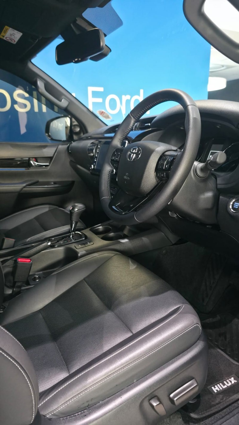Toyota Hilux - Ford Amanzimtoti - Image 18