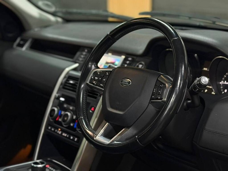 Land Rover Discovery Sport - Auto-One Motors - Image 12