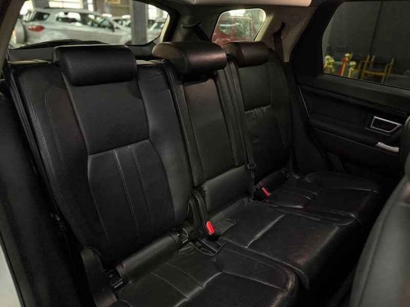 Land Rover Discovery Sport - Auto-One Motors - Image 10