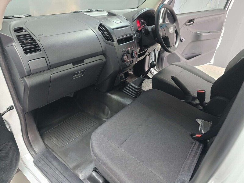 Isuzu D-Max - WP Motors - Image 15