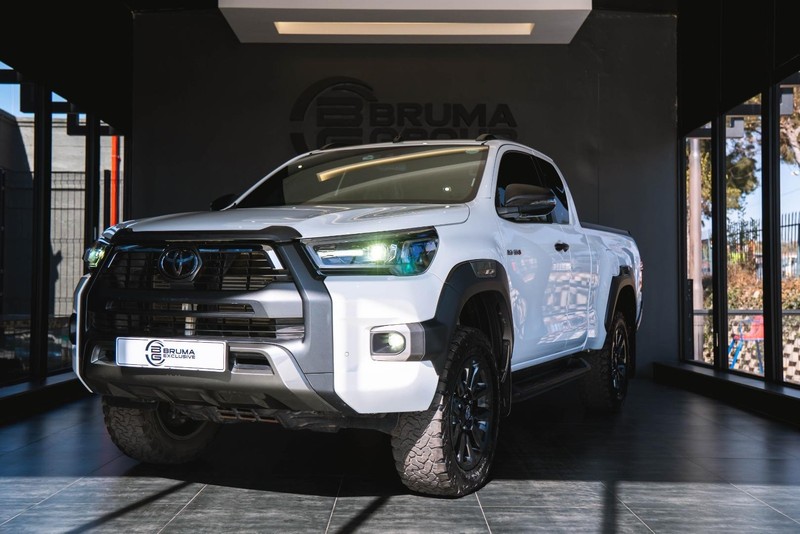 Toyota Hilux - Bruma Nissan - Image 1