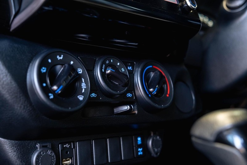 Toyota Hilux - Bruma Nissan - Image 16