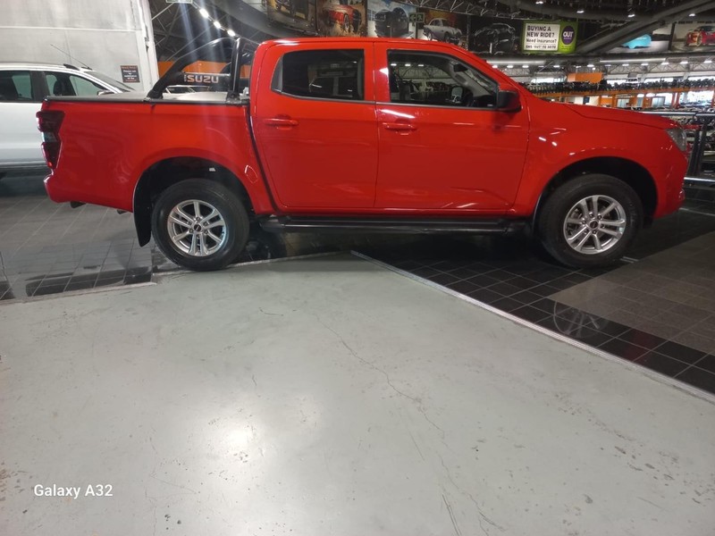 Isuzu D-Max - Mit Mak Motors - Image 3