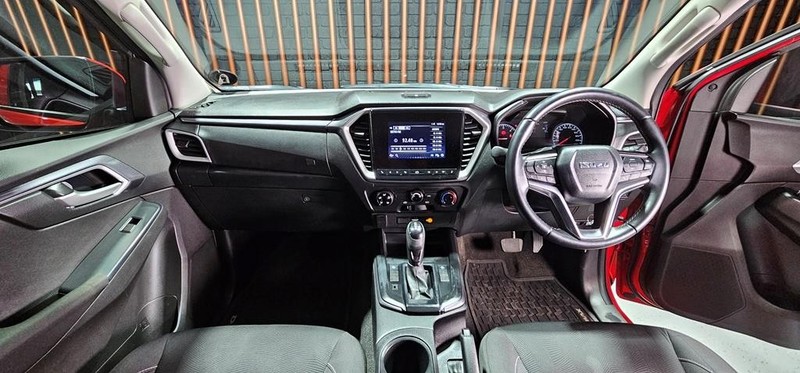 Isuzu D-Max - Mit Mak Motors - Image 23