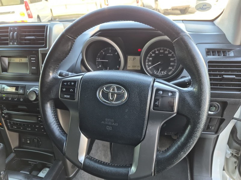 Toyota Land Cruiser Prado - Nic Bottari Toyota - Image 6