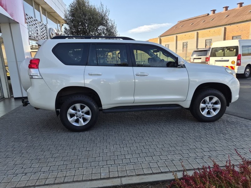 Toyota Land Cruiser Prado - Nic Bottari Toyota - Image 3