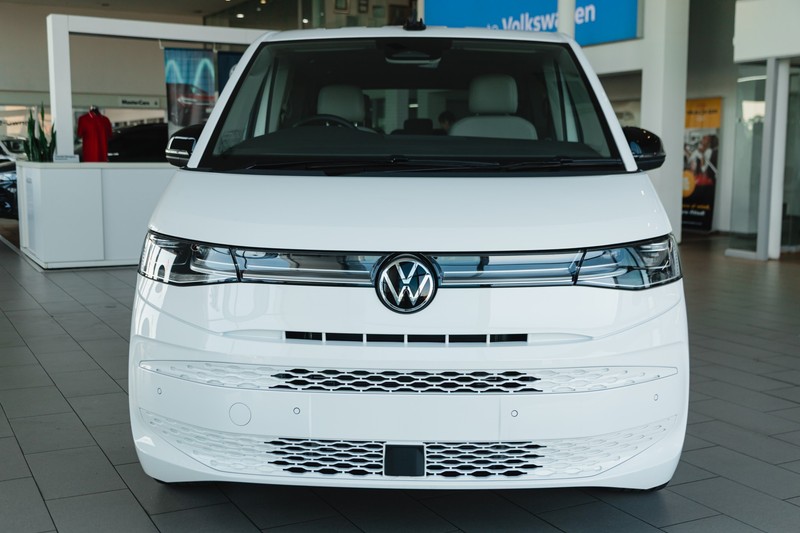 Volkswagen Caravelle - Midbay Motors - Image 2
