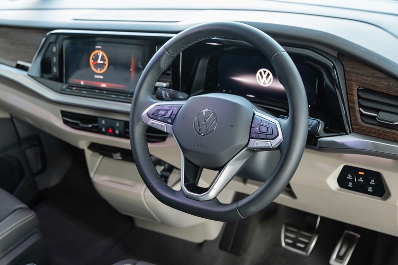 Volkswagen Caravelle - Midbay Motors - Image 4