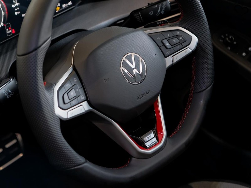 Volkswagen Golf - Hatfield VW Melrose Arch - Image 18